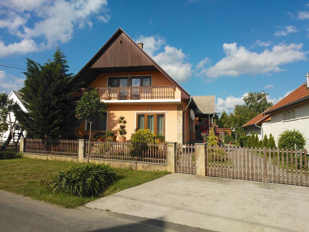 Valentin Vendégház Balatonlelle Extérieur photo